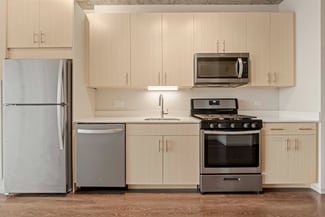Building Photo - 757 S Clark St