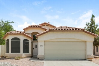 Building Photo - 15341 W Lea Ln