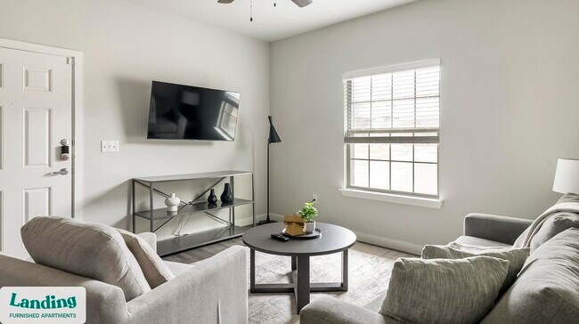 Foto del edificio - 8200 Clarksprings Dr