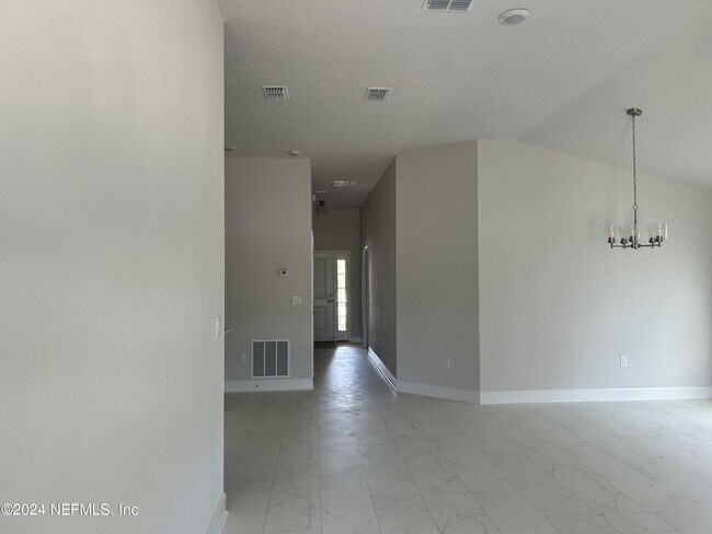 Building Photo - 3152 Laurel Springs Dr
