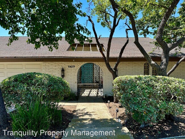 Foto del edificio - 3 br, 2.5 bath House - 6429 Rancho Park Drive