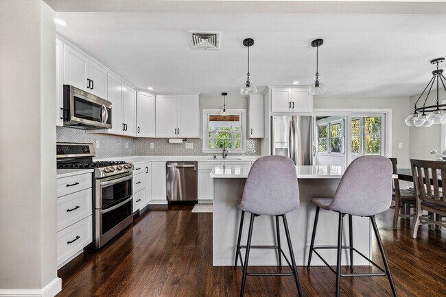 Foto del edificio - 193 Bonham Rd