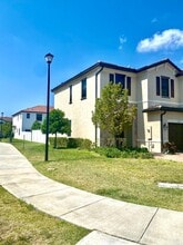 Building Photo - 3202 W 108th St