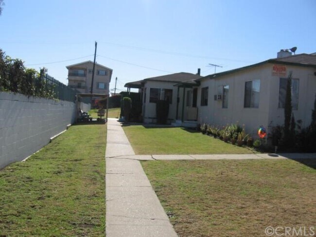 Foto del edificio - 1514 W 204th St