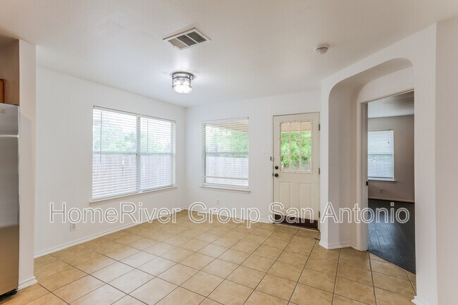 Building Photo - 238 Val Verde Dr