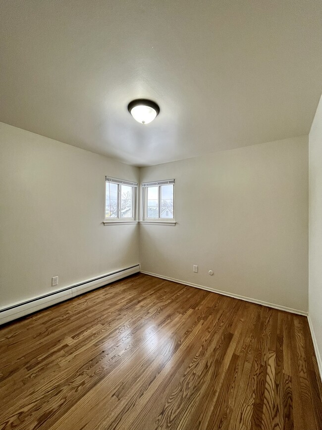 Building Photo - Harrison Street Apartments