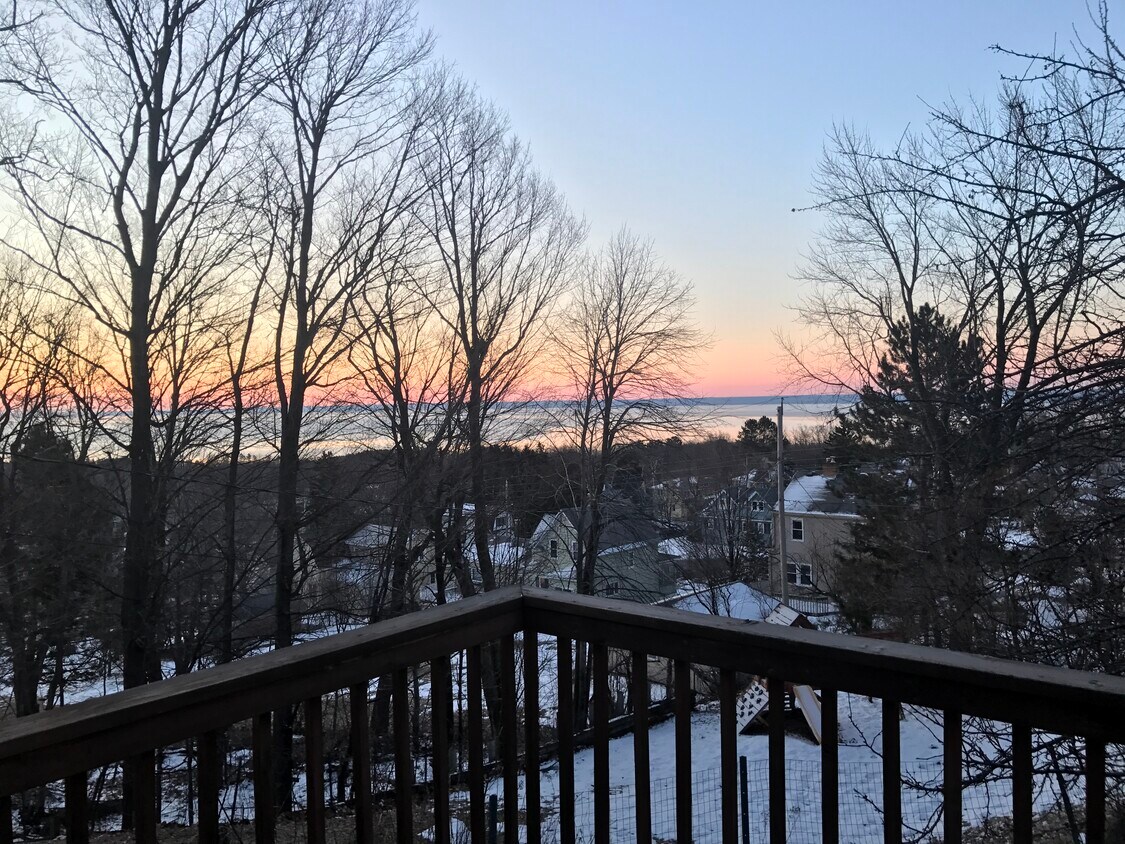 520 Park St, Duluth, MN 55803 House Rental in Duluth, MN