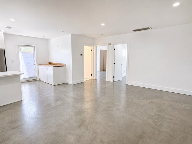 Foto del edificio - 4232 Verdugo Rd