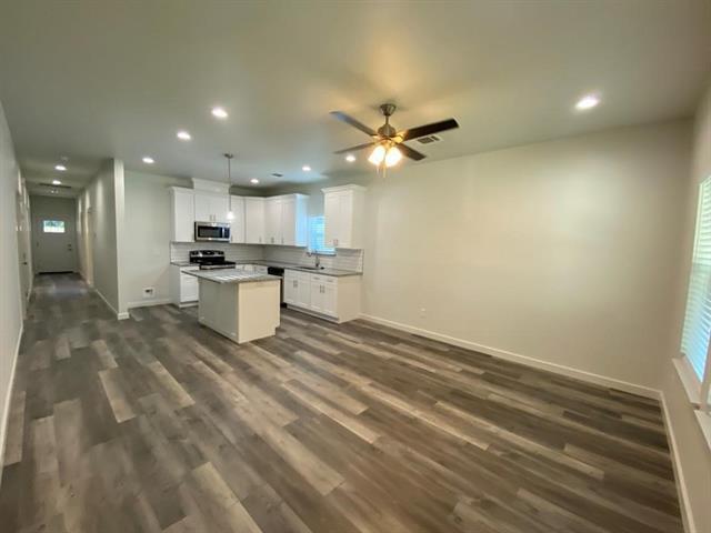 Foto del edificio - 513 E Heron St