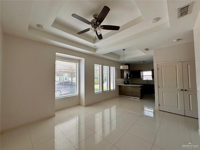 Foto del edificio - 21 Nightingale Ave