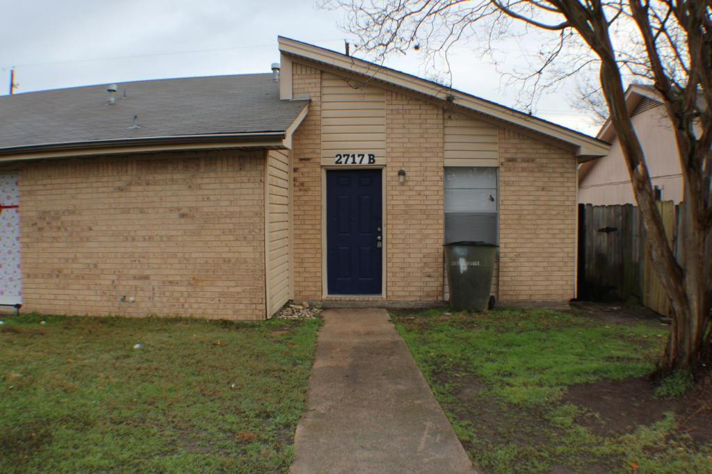 Primary Photo - 2717 Sprucewood B