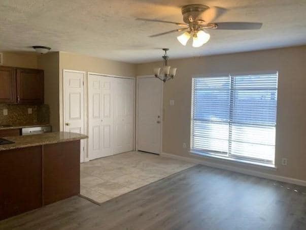 Building Photo - 5236 Nash Dr