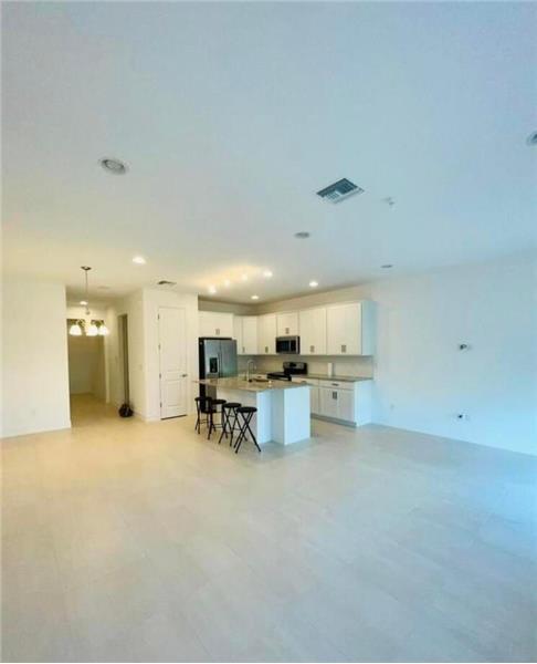 Building Photo - 10100 Brickhill Dr