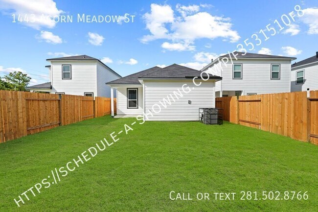 Foto del edificio - 1443 Acorn Mdw St