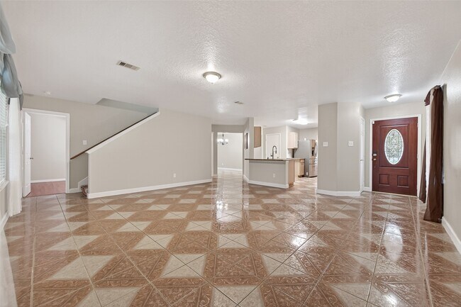 Building Photo - 18227 River Sage Dr