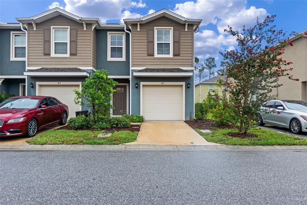 Primary Photo - 45 BELLA LAGO Cir