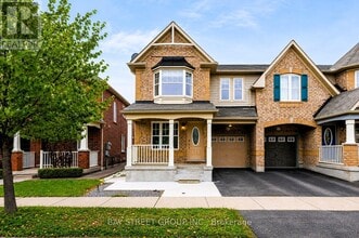 884 McEwan Dr