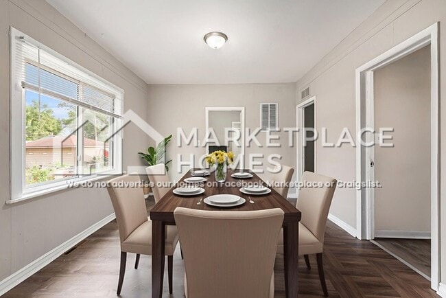 Foto del edificio - 16258 Semrau Ave