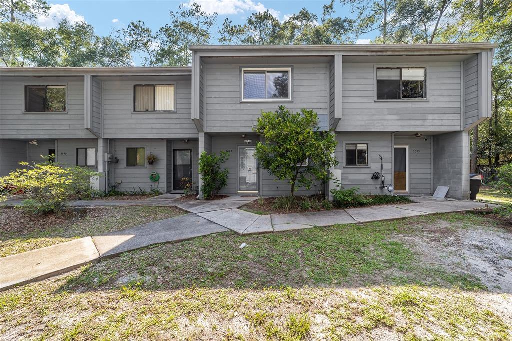 Primary Photo - 3075 NW 28th Cir