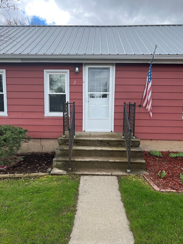 Primary Photo - 4032 N Belsay Rd