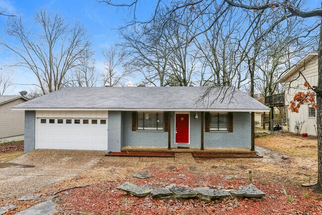 Building Photo - 8407 Pennwood Drive