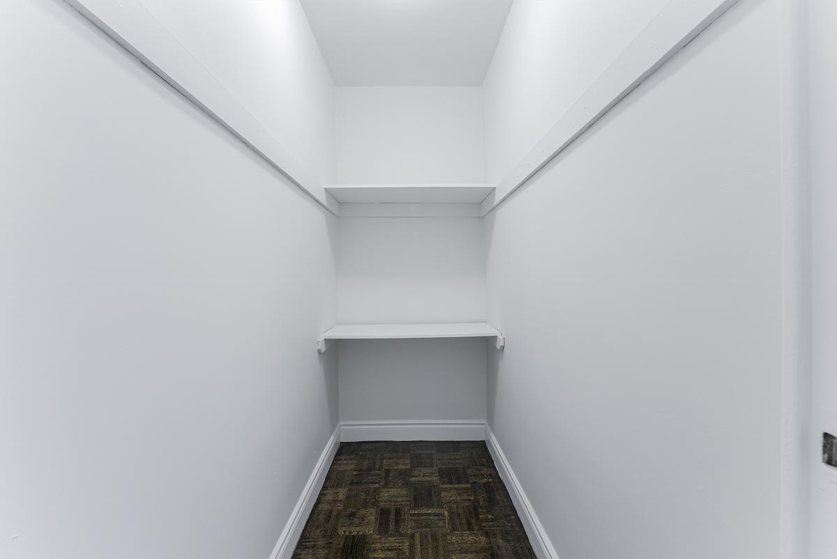 Valhalla Court I Apartments 340 The East Mall Toronto, ON