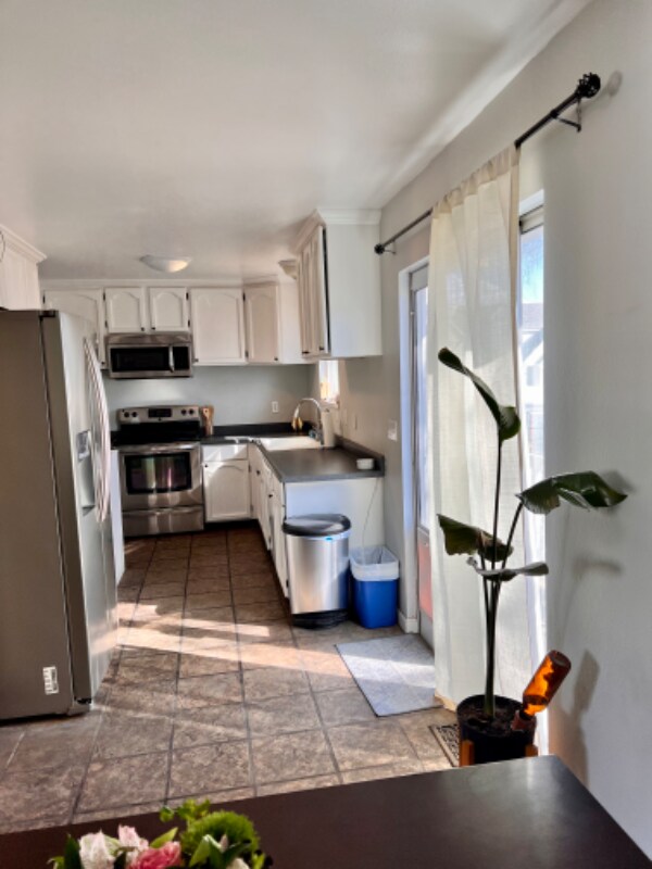 Building Photo - 2233 W 200 N