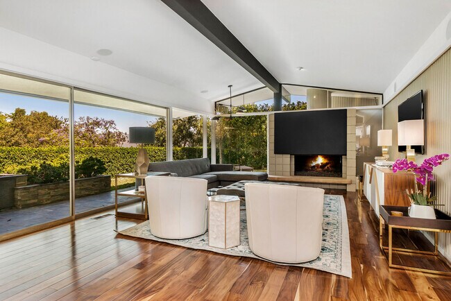 Building Photo - 7290 Packwood Trl