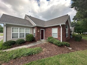 Building Photo - 103 Hautz Way