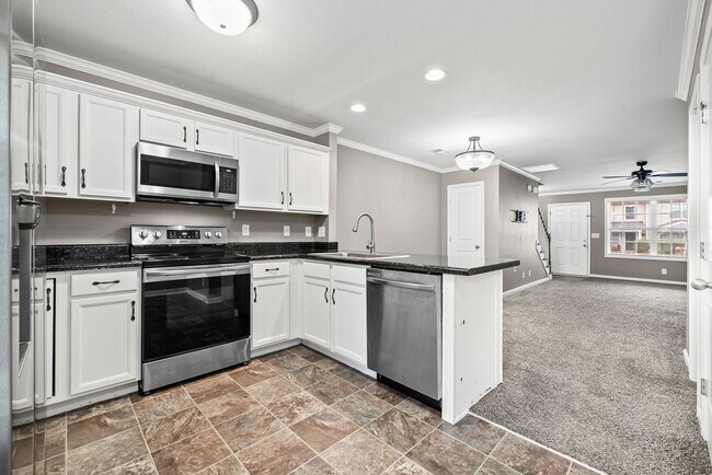 Foto del edificio - 2 Bedroom Pet Friendly Condo For Rent Near Beachaven Vineyard!