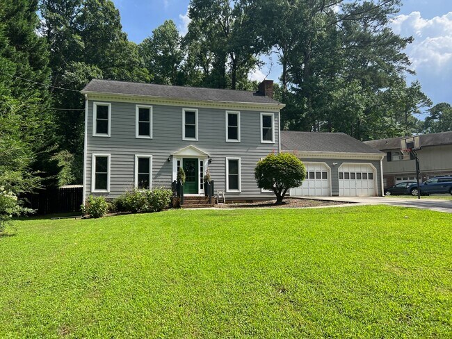 Foto del edificio - 772 Mountainbrooke Cir SW