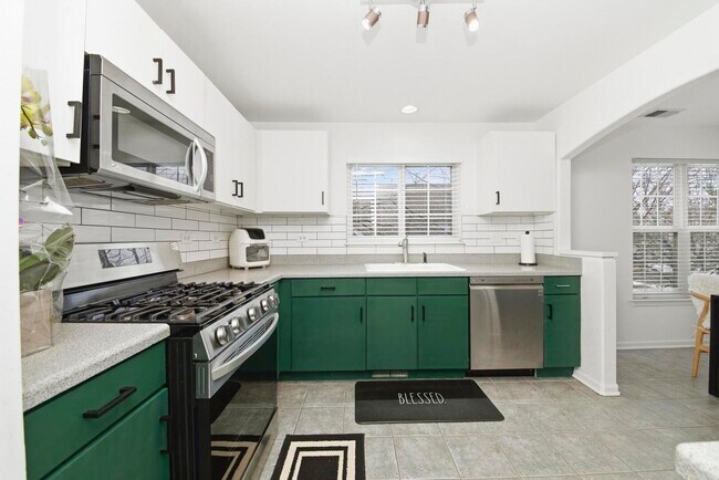 Foto del edificio - 2038 Cambria Ct