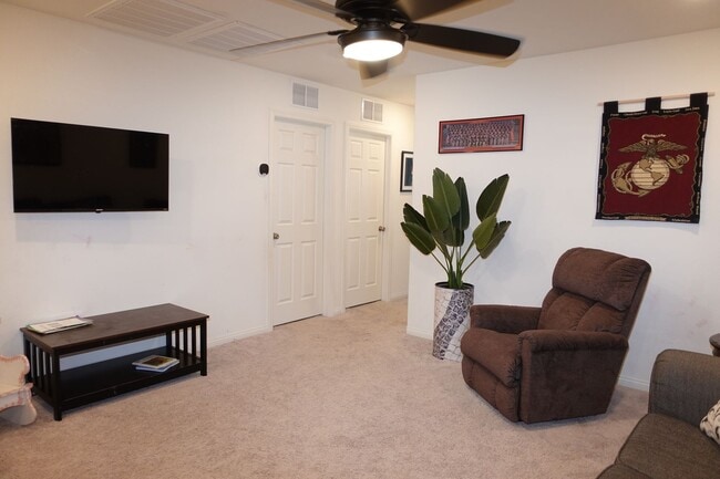 Building Photo - Coming Soon! 5/BR 4/BA Home in Gated Community