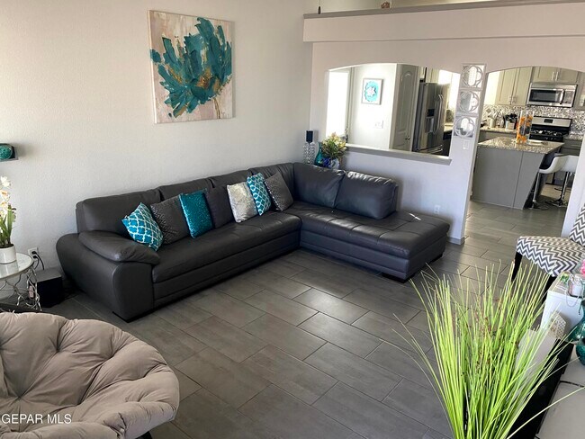 Foto del edificio - 12768 Tre Maximiliano Ave