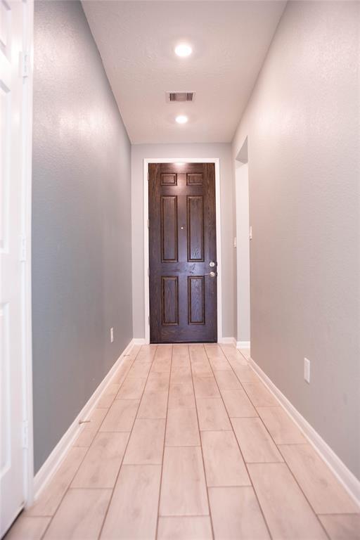 Building Photo - 6023 Osprey Dr