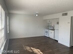Foto principal - 5317 Curry Ford Rd