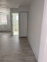 Building Photo - 1817 N Tamiami Trl