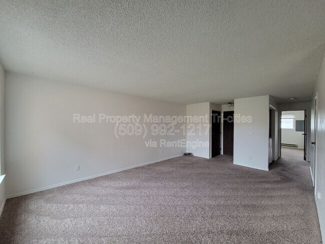 Foto del edificio - 3121 W Hood Ave
