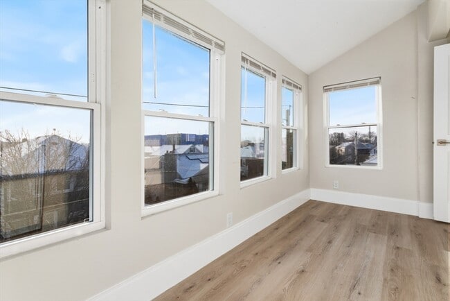 Building Photo - 41 Wolcott St