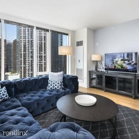 Foto del edificio - 338 E North Water St