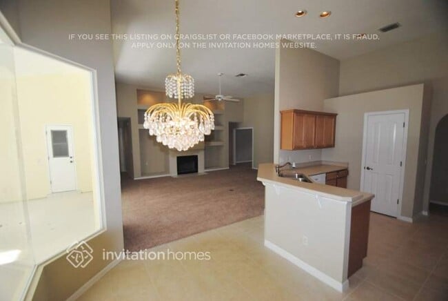 Building Photo - 76 Winding Oaks Ln