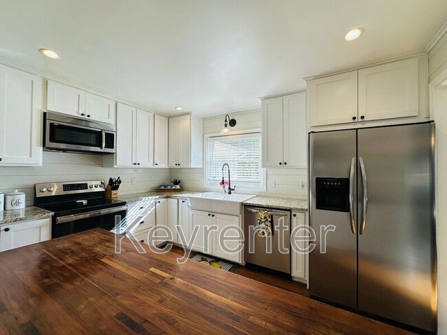 Building Photo - 3108 Walridge Rd