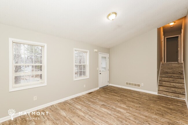 Foto del edificio - 105 Betty Ln