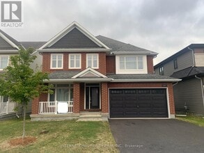 Building Photo - 696 Moonflower Cres
