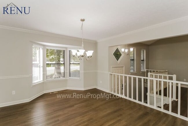 Foto del edificio - This home is available for NO CONTACT show...