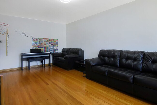 Foto del edificio - 4325 S Kedvale Ave