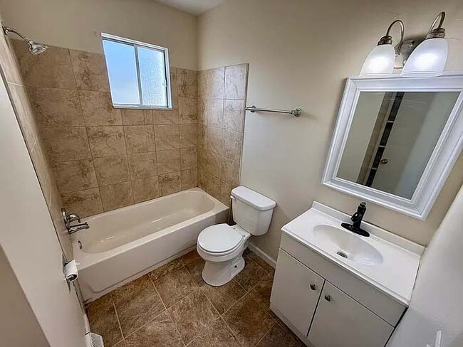 Building Photo - 2176 Thurmont Rd