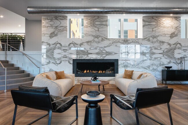 Foto del edificio - 400 Claremont Ave