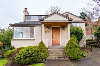 Building Photo - 3046 13th Ave W