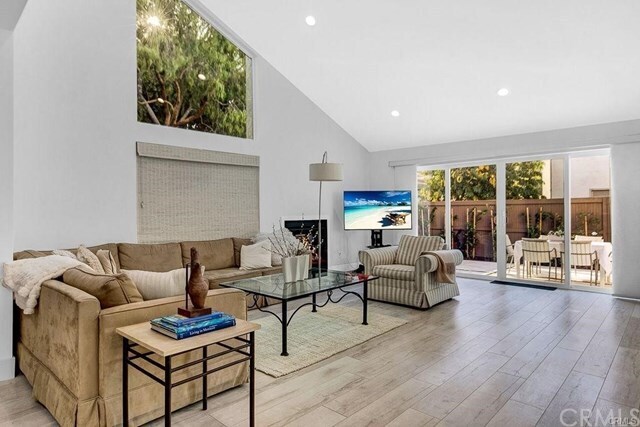 Building Photo - 1 Acacia Tree Ln